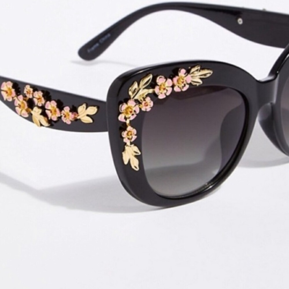 New! Oversized Cat Eye Sunglasses - Picture 7 of 9